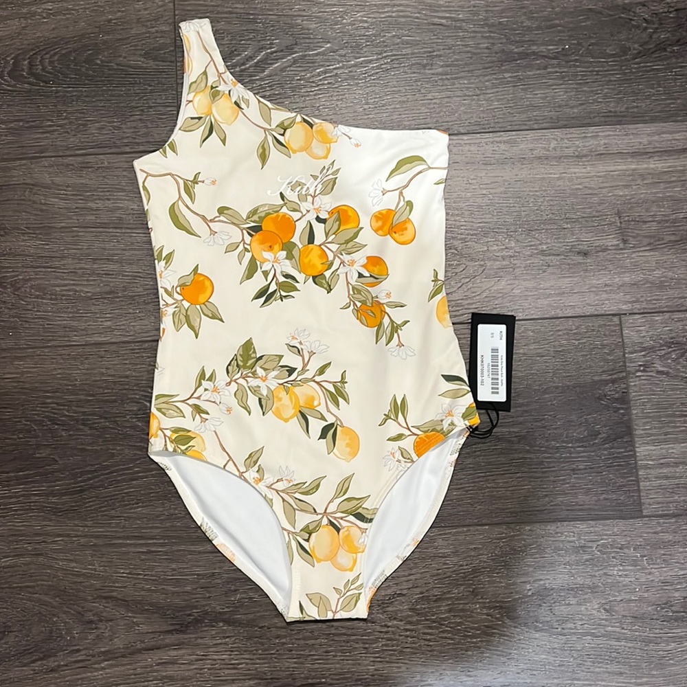 - Beautiful brand new kith swimsuit